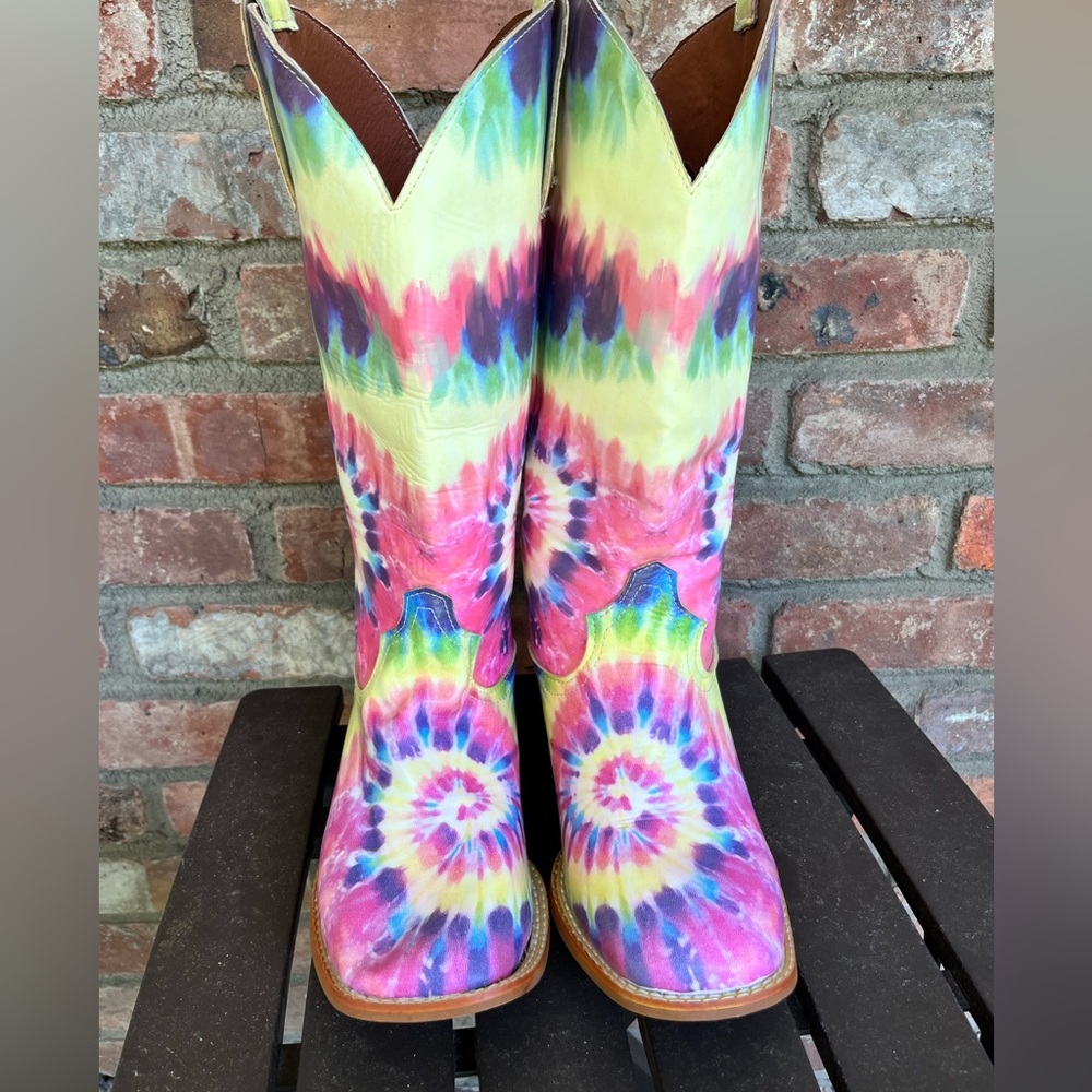 Tie Dye Boots size 9